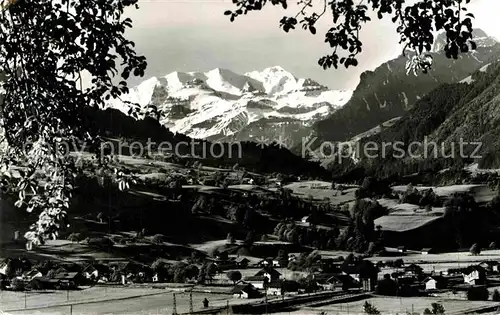 AK / Ansichtskarte Bluemlisalp BE mit Reichenbach und Scharnachtal Berner Alpen Kat. Kandersteg