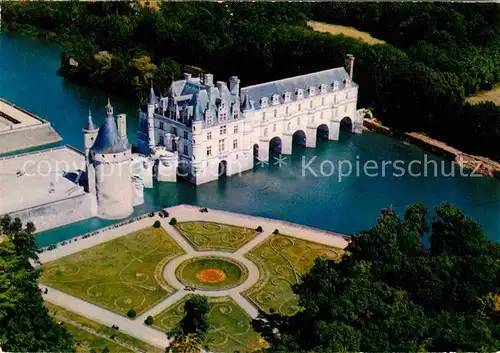 AK / Ansichtskarte Chenonceaux Indre et Loire Vue aerienne du chateau Kat. Chenonceaux