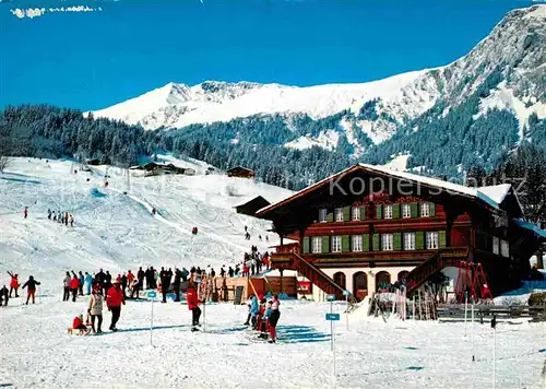 AK / Ansichtskarte Lenk Simmental Pension Sunnestuebli Skilift Mauren Skischule Sammelplatz Kat. Lenk Simmental