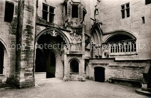 AK / Ansichtskarte Tarascon Chateau Cour interieur du Logis Seigneurial Schloss 15. Jhdt. Kat. Tarascon