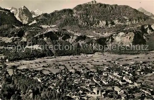 AK / Ansichtskarte Meiringen BE Fliegeraufnahme Kat. Meiringen