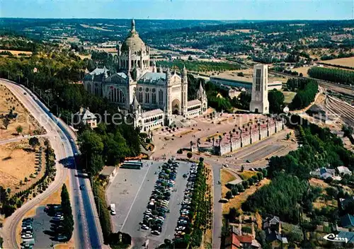 AK / Ansichtskarte Lisieux Vue aerienne sur la Basilique Kat. Lisieux