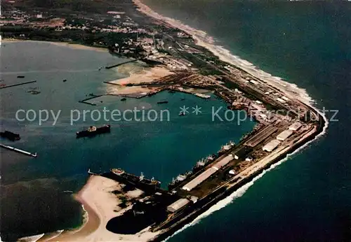 AK / Ansichtskarte Pointe Noire Le Port vue aerienne Kat. Pointe Noire