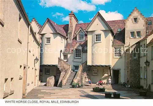 AK / Ansichtskarte Edinburgh White Horse Close Royal Mile Kat. Edinburgh