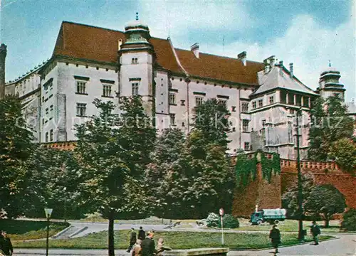 AK / Ansichtskarte Krakow Malopolskie Zamek na Wawelu Schloss Kat. Krakow