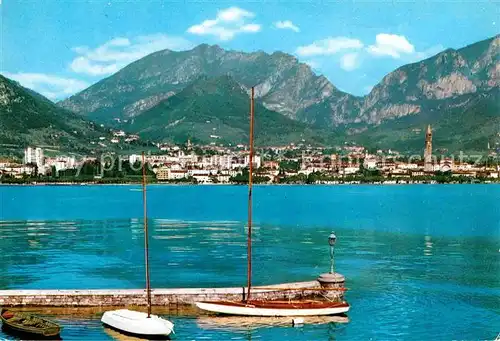 AK / Ansichtskarte Lecco Blick vom Hafen auf die Stadt Kat. Lecco