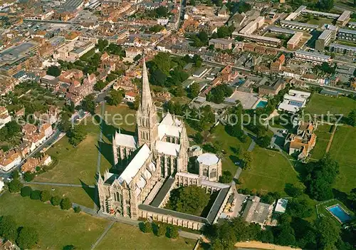 AK / Ansichtskarte Salisbury Fliegeraufnahme Kathedrale Kat. Salisbury