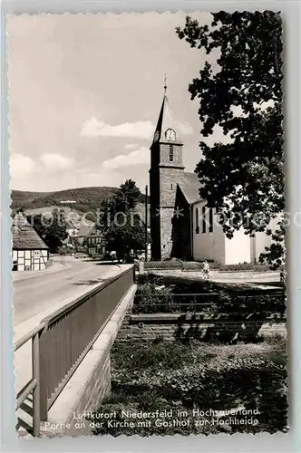 AK / Ansichtskarte Niedersfeld Kirche Gasthof zur Hochheide Kat. Winterberg
