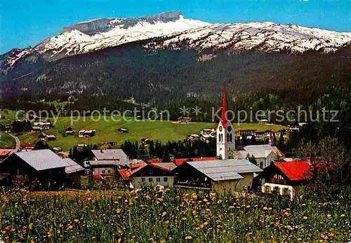 AK / Ansichtskarte Riezlern Kleinwalsertal Vorarlberg mit Hohem Ifen Kat. Mittelberg