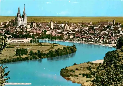 AK / Ansichtskarte Regensburg Donau Ortsansicht mit Muenster Kat. Regensburg