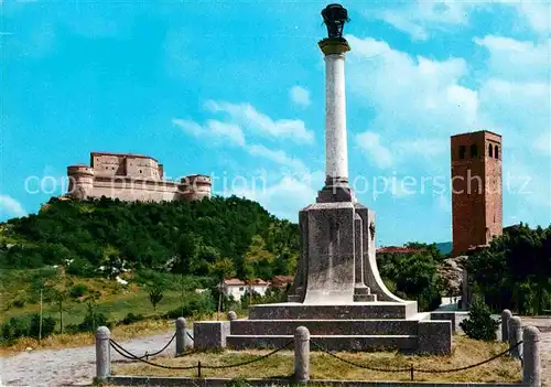 AK / Ansichtskarte San Leo Festung Stadtturm und Denkmal der Gefallenen Kat. Italien