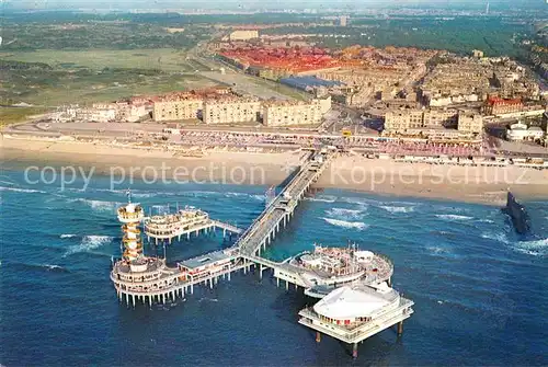 AK / Ansichtskarte Scheveningen Fliegeraufnahme mit Pier Strand Kat. Scheveningen