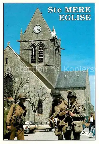 AK / Ansichtskarte Sainte Mere Eglise Commemoration anniversaire du debarquement devant eglise  Kat. Sainte Mere Eglise