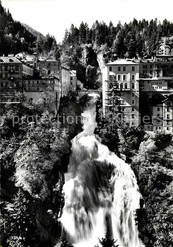 AK / Ansichtskarte Badgastein Teilansicht mit Wasserfall Kat. Bad Gastein