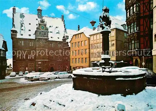 AK / Ansichtskarte Marburg Lahn Marktplatz Brunnen Kat. Marburg