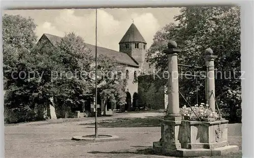 AK / Ansichtskarte Schiffenberg Giessen Ausflugsgaststaette Kloster Historische Staette 12. Jhdt. Brunnen Kat. Giessen