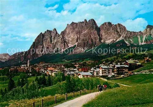 AK / Ansichtskarte Cortina d Ampezzo Panorama Kat. Cortina d Ampezzo