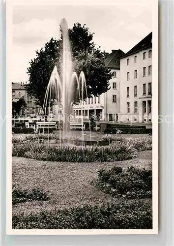 AK / Ansichtskarte Giessen Lahn Ludwigsplatz Springbrunnen Universitaetsstadt Kat. Giessen