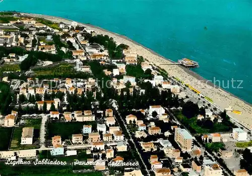 AK / Ansichtskarte Lignano Sabbiadoro Panorama dall aereo Kat. Lignano