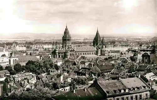 AK / Ansichtskarte Mainz Rhein Stadtbild mit Dom Landeshauptstadt Universitaetsstadt