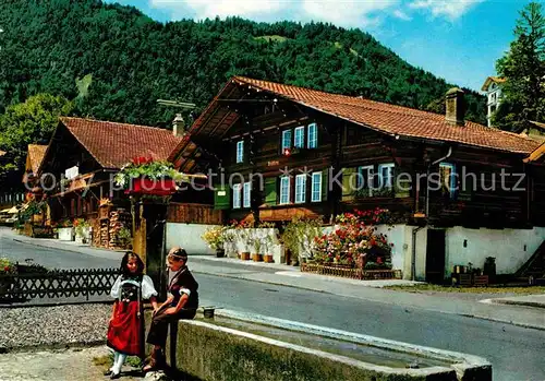 AK / Ansichtskarte Lenk Simmental Berner Trachten Kat. Lenk Simmental