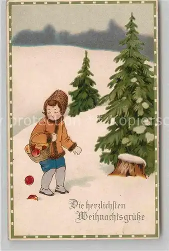 AK / Ansichtskarte Weihnachten Kind aepfel Tannenbaum  Kat. Greetings
