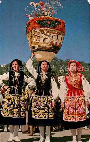 AK / Ansichtskarte Trachten Portugal Trajes regionais 