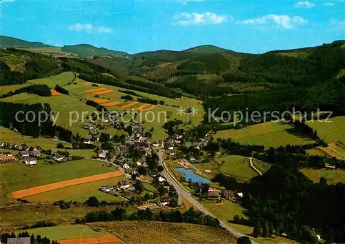 AK / Ansichtskarte Elkeringhausen Luftkurort Fliegeraufnahme Kat. Winterberg