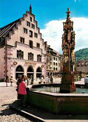 AK / Ansichtskarte Freiburg Breisgau Muensterplatz Kornhaus Ratskeller Fischbrunnen Kat. Freiburg im Breisgau