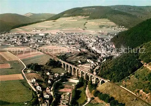 AK / Ansichtskarte Willingen Sauerland Viadukt Heilklimatischer Kneipp Kurort im Naturpark Diemelsee Fliegeraufnahme Kat. Willingen (Upland)