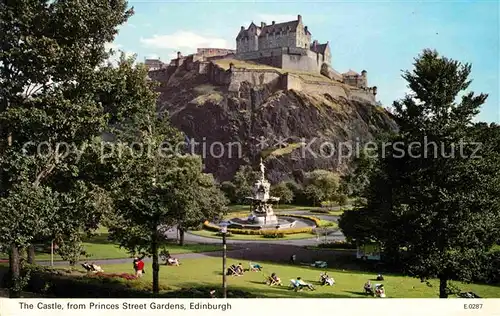 AK / Ansichtskarte Edinburgh The Castle from Princess Street Gardens Kat. Edinburgh