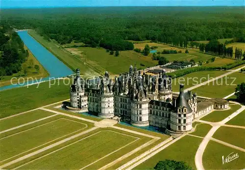 AK / Ansichtskarte Chambord Blois Chateau XVI siecle et le Cosson vue aerienne Collection Les Merveilles du Val de Loire Kat. Chambord