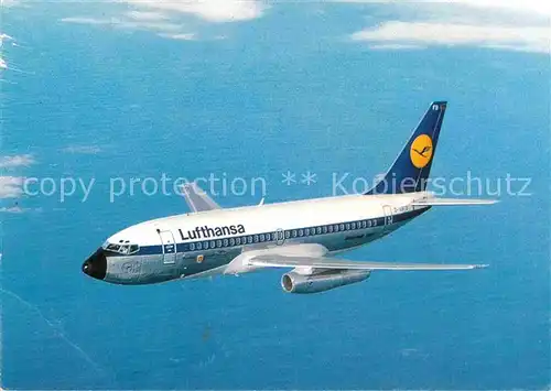 AK / Ansichtskarte Lufthansa Boeing  Kat. Flug