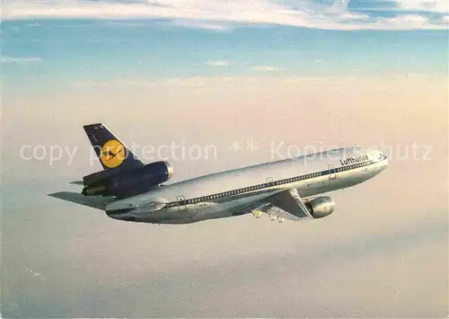 AK / Ansichtskarte Lufthansa  Kat. Flug