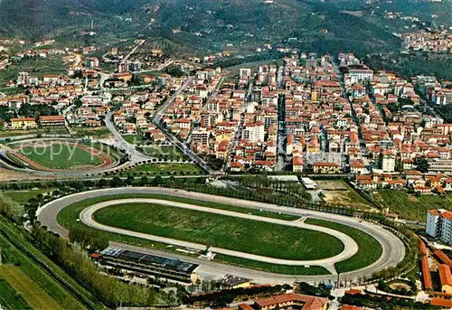 AK / Ansichtskarte Montecatini Terme Ippodromo e Stadio Comunale Pferderennbahn und Stadion Fliegeraufnahme Kat. Italien