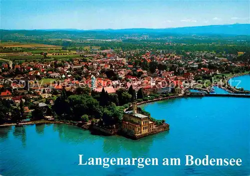 AK / Ansichtskarte Langenargen Bodensee Fliegeraufnahme mit Schloss Montfort Kat. Langenargen