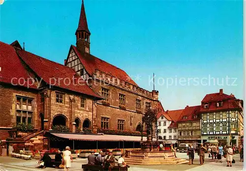 AK / Ansichtskarte Goettingen Niedersachsen Marktplatz Rathaus Brunnen Kat. Goettingen