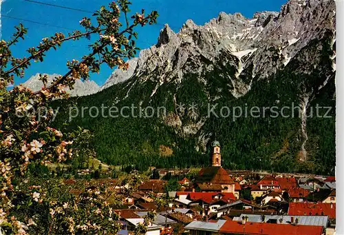 AK / Ansichtskarte Mittenwald Bayern mit Karwendelgebirge und Viererspitze Kat. Mittenwald