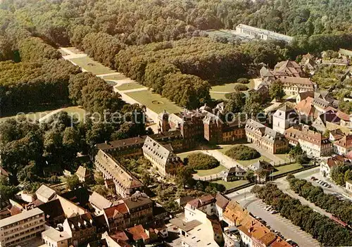 AK / Ansichtskarte Schwetzingen Schloss mit Schlossgarten Fliegeraufnahme Kat. Schwetzingen