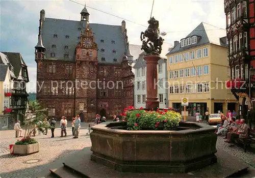 AK / Ansichtskarte Marburg Lahn Marktbrunnen mit Rathaus Kat. Marburg