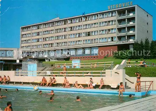 AK / Ansichtskarte Gottwaldov Tschechien Hotel Vitkovice Schwimmbad Kat. Zlin