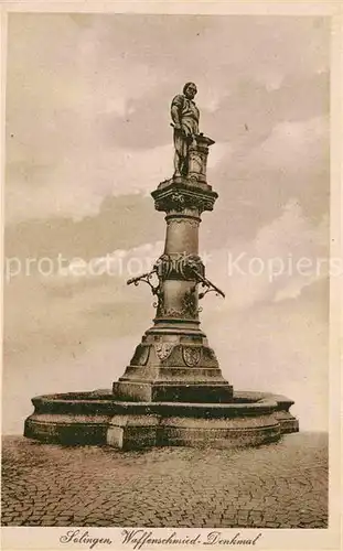 AK / Ansichtskarte Solingen Waffenschmied Denkmal Peter Hahn  Kat. Solingen