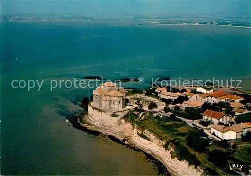 AK / Ansichtskarte Talmont sur Gironde Eglise romane XI siecle vue aerienne Kat. Talmont sur Gironde