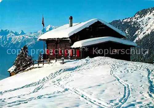 AK / Ansichtskarte Riederalp Naturfreundehaus Lueg ins Land am Aletschgletscher Winterpanorama Alpen Kat. Riederalp