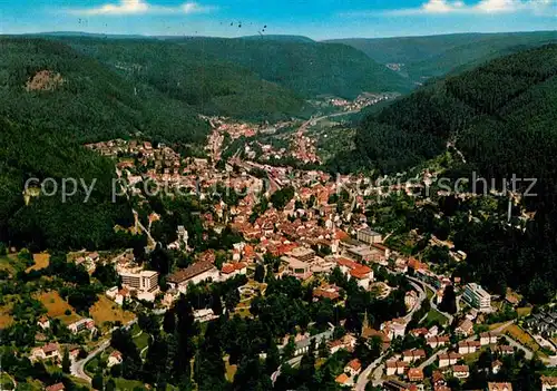 AK / Ansichtskarte Bad Wildbad Thermalbad im Schwarzwald Fliegeraufnahme Kat. Bad Wildbad