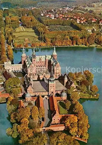 AK / Ansichtskarte Frederiksborg Det Nationalhistoriske Museum Fliegeraufnahme Kat. Frederiksberg