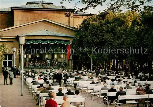 AK / Ansichtskarte Bad Kissingen Kurkonzert Kat. Bad Kissingen