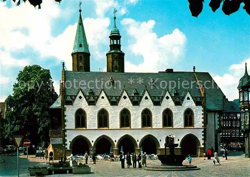 AK / Ansichtskarte Goslar Rathaus und Marktkirche Kat. Goslar