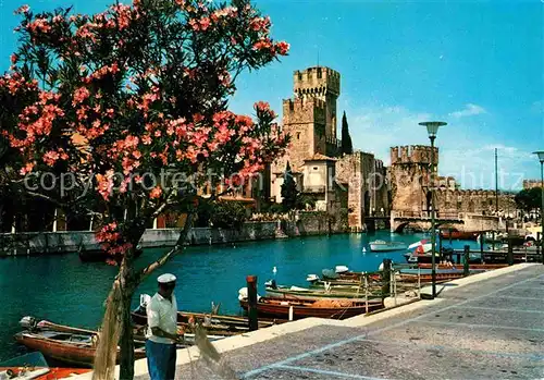 AK / Ansichtskarte Sirmione Lago di Garda Darsena e Castello Kat. Italien