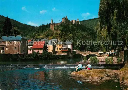 AK / Ansichtskarte Vianden Pittoresque Vale de L Our Le Chateau Hockelstour et Pont sur l Our